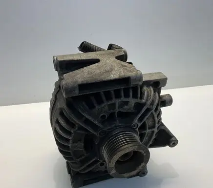 Mercedes-Benz E W211 Generator/alternator A0121549802 0121549802