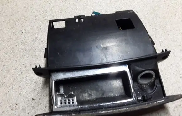 Mercedes-Benz S W220 Car ashtray A2208100830