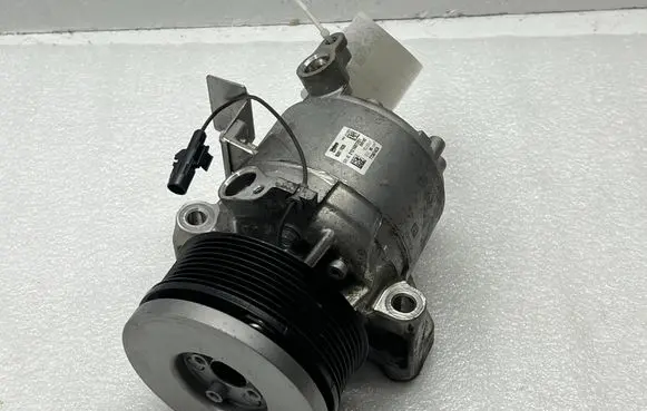 Suzuki Vitara (LY) Air conditioning (A/C) compressor (pump) 9520174S00