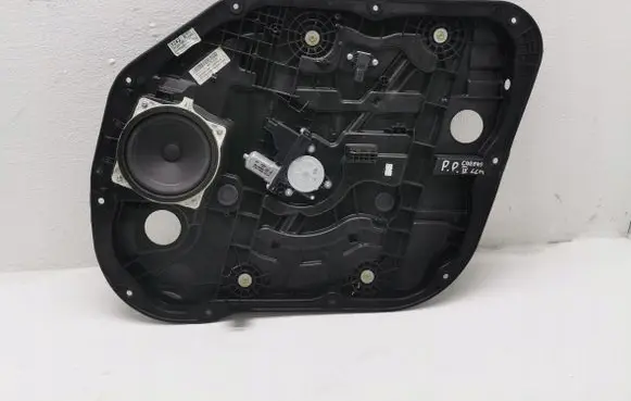 KIA Carens III Front door window regulator with motor