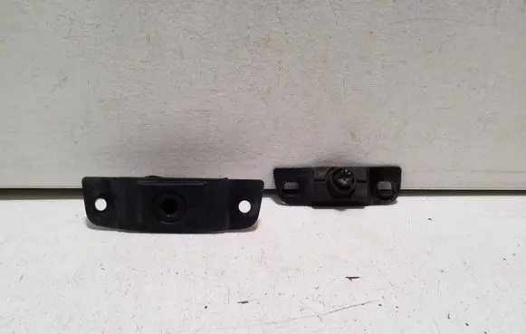 Mercedes-Benz Vito Viano W447 Sliding door lock loop/hook striker A6397660862 A6397580227