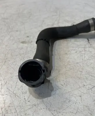 BMW X5 E70 Engine coolant pipe/hose 7557185