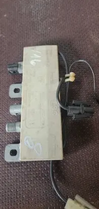 BMW 7 E38 Antenna control unit 8352499