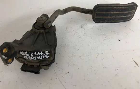 Volkswagen Sharan Accelerator throttle pedal 7M1721603A