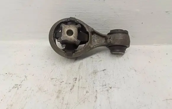 Nissan Qashqai+2 Engine mount bracket 11350JD000 130602