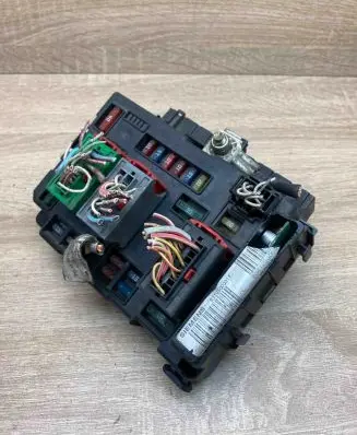 Peugeot 307 Fuse module S110500001F
