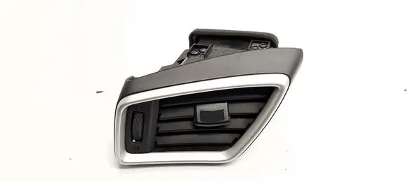 Nissan X-Trail T32 Dashboard air vent grill cover trim 687614BA0A