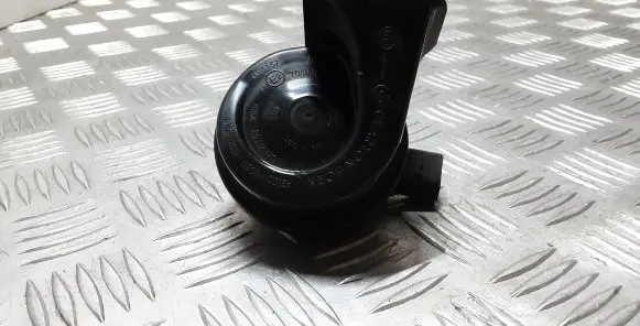 Audi A4 S4 B9 Horn signal 8W0951223
