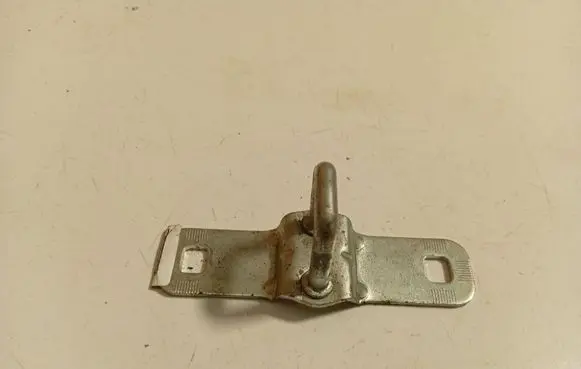 Alfa Romeo Mito Front door lock loop/hook striker B805