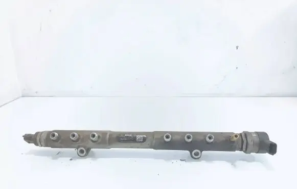 Volvo S80 Fuel main line pipe 30757146 011803L2 0445215023