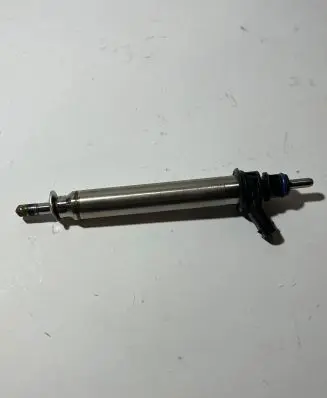 Mercedes-Benz GLS X166 Fuel injector A2560700187 TN0030