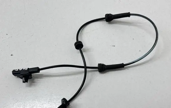 Nissan Rogue ABS brake wheel speed sensor 479106RR0A