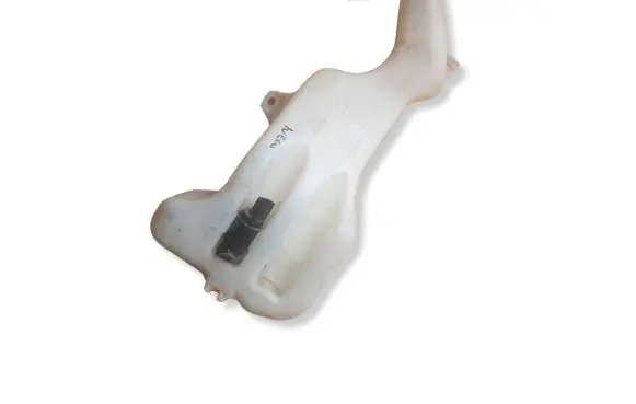 Iveco Daily 4th gen Windshield washer fluid reservoir/tank 3801898 3801899