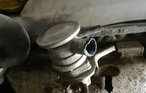 Opel Astra F EGR valve 95t170 90470420