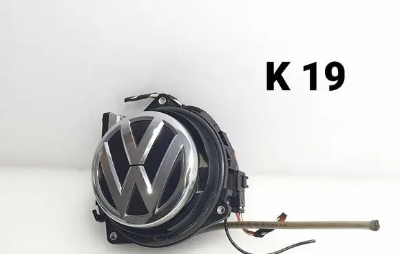 Volkswagen PASSAT B8 Tailgate handle with camera 3G0827469AQ
