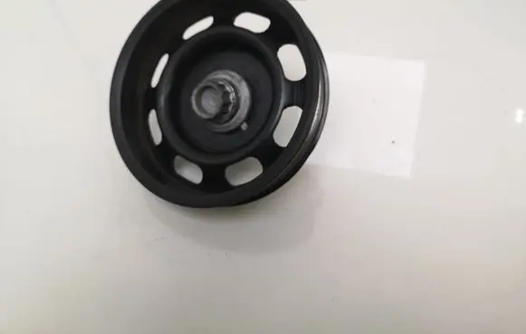 Volkswagen Golf V Crankshaft pulley 036105255C