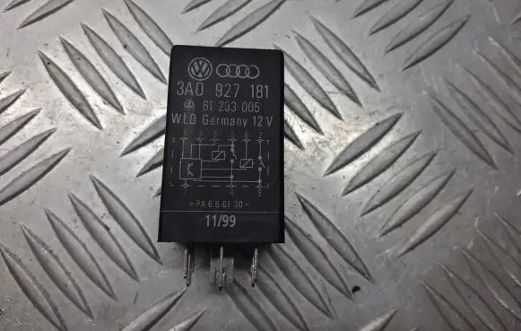 Volkswagen Golf IV Other relay 3A0927181