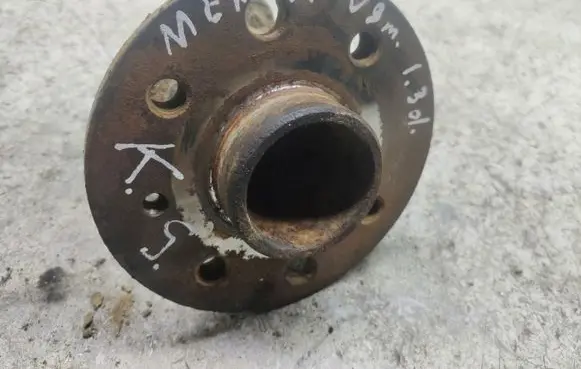 Opel Meriva A Rear wheel hub