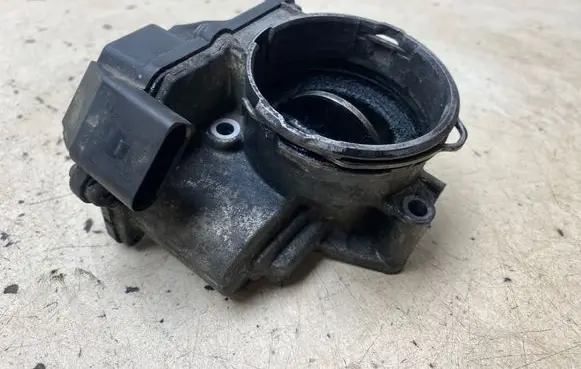 Audi A3 S3 A3 Sportback 8P Throttle valve 03G128063A V320