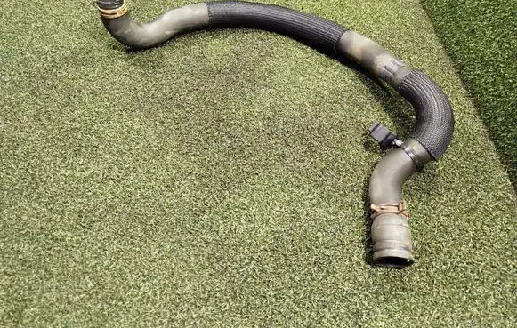 Ford Tourneo Custom Engine coolant pipe/hose