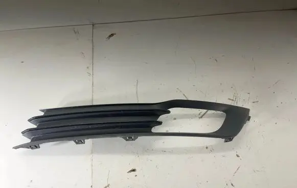 Volvo XC90 Front fog light trim/grill 31386629