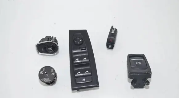 BMW 2 F46 Other control units/modules 9877888 61319877888 61316822524