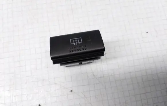 Toyota Avensis T220 Windscreen/window heater switch 156960