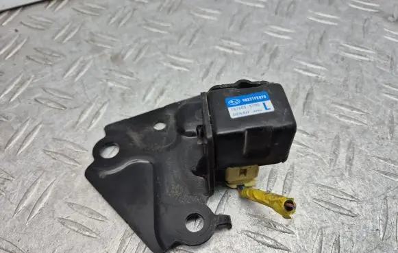 Subaru Impreza II Airbag deployment crash/impact sensor 98231FE070 1876005790