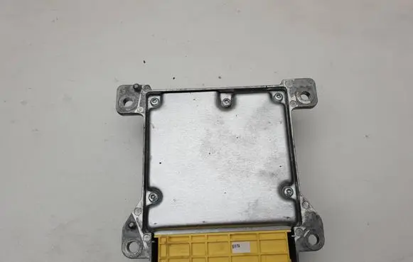 Mercedes-Benz C W204 Airbag control unit/module A2049012604 5WK44740