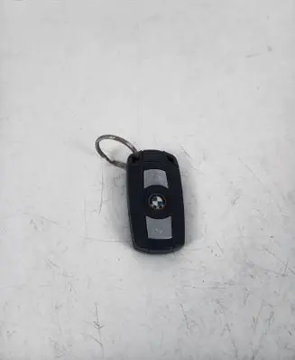 BMW 1 E82 E88 Ignition key/card 6986585