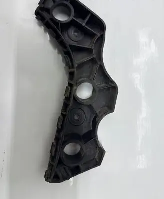 Volkswagen PASSAT CC Front bumper mounting bracket 3C8807184A