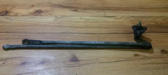 Mitsubishi Colt Front wiper linkage and motor