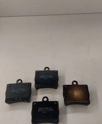 Mercedes-Benz C AMG W202 Brake pads (rear) LP1402