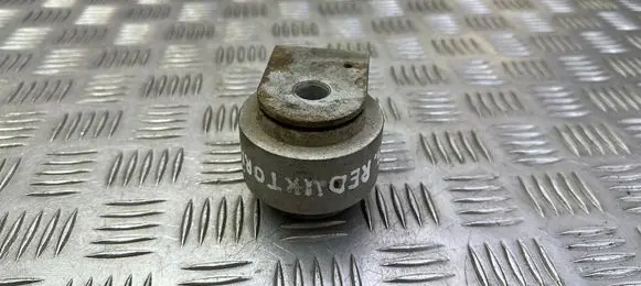 Mercedes-Benz E W212 Rear differential mounting bracket 