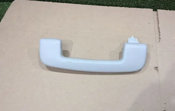 Renault Arkana Rear interior roof grab handle 0402119A