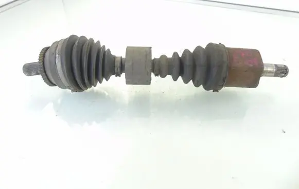 Volvo C70 Front driveshaft P8689238