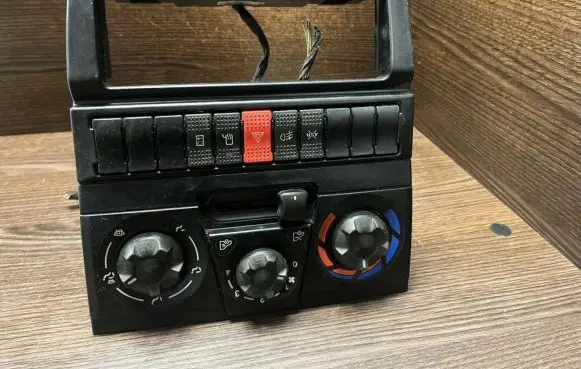 Iveco Daily 4th gen Climate control unit 178140000 112542000