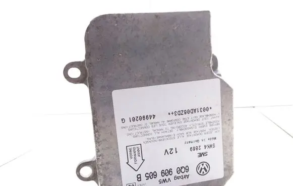 Volkswagen PASSAT B5 Airbag control unit/module 6Q0909605B 44990201G