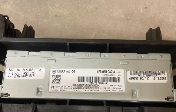 Audi A4 S4 B8 8K GPS navigation control unit/module 4F0035082A