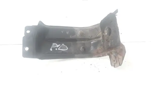 Mercedes-Benz S W220 Radiator mount bracket 2205040012