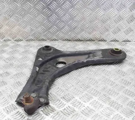 Citroen C3 Front lower control arm/wishbone