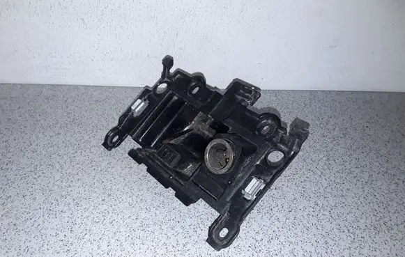 BMW 5 E60 E61 Car ashtray 7034087