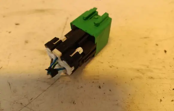 Hyundai Santa Fe Other relay 952403U100