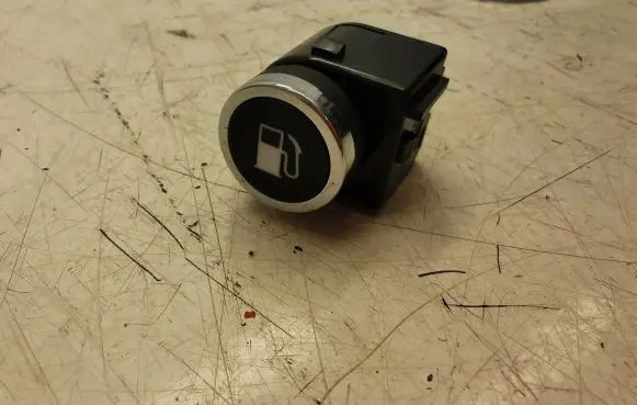 Jeep Grand Cherokee Fuel tank opening switch 68164107AA