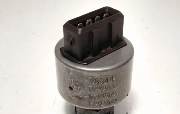 Air conditioning (A/C) pressure sensor