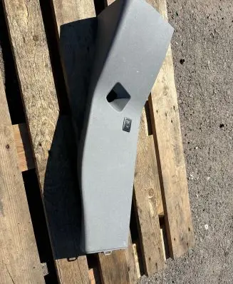 (B) pillar trim (bottom)