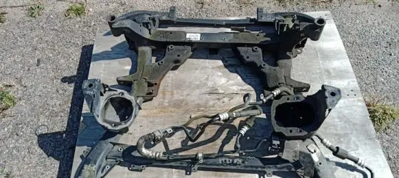 BMW X5 E70 Front subframe 6772682 Z6T009LL