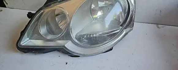 Volkswagen Polo IV 9N3 Headlight/headlamp