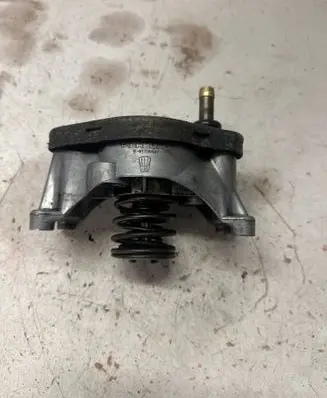 BMW 3 E30 Vacuum pump 72077904 12859320 93327