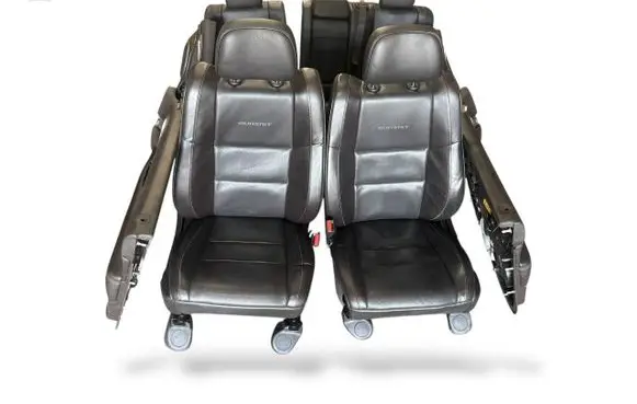 Jeep Grand Cherokee Seat set 1GG25TRM 1GG27TRM 1GS69TRM